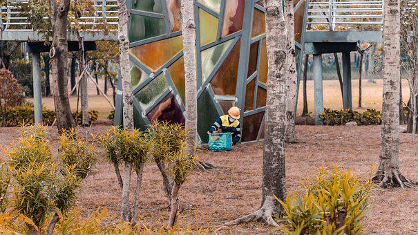 百華鞋業|如何為環衛工人挑選適合的勞保鞋，勞保用品廠家來教您！